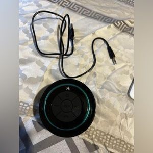 Wireless Bluetooth speaker
